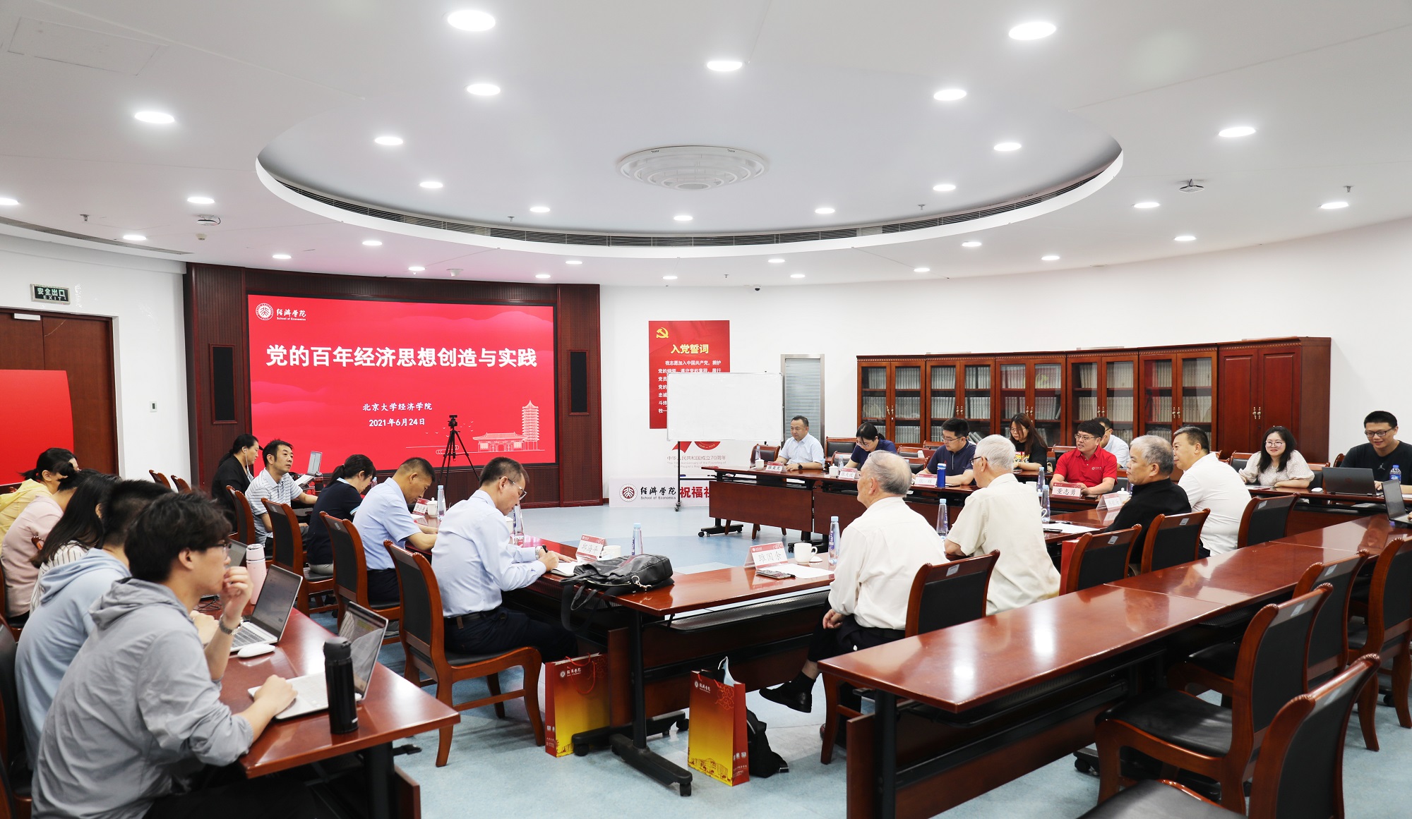 62d38dac94c34170b486ded9f27c0691.jpg